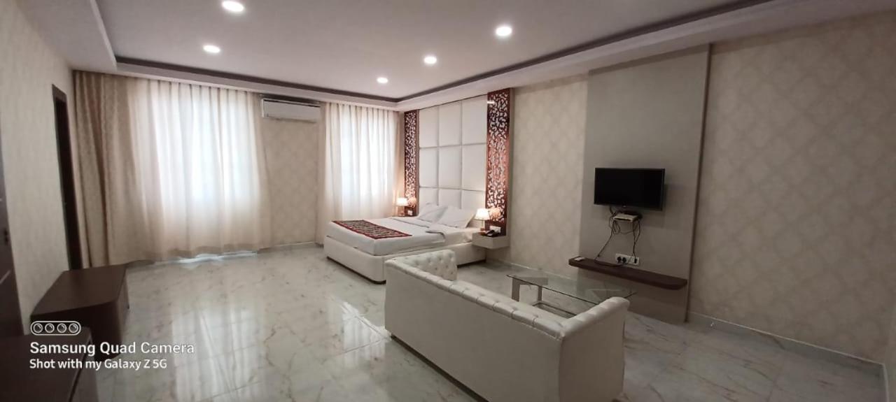 Ymca Seacom Inn Calcutta Exteriör bild