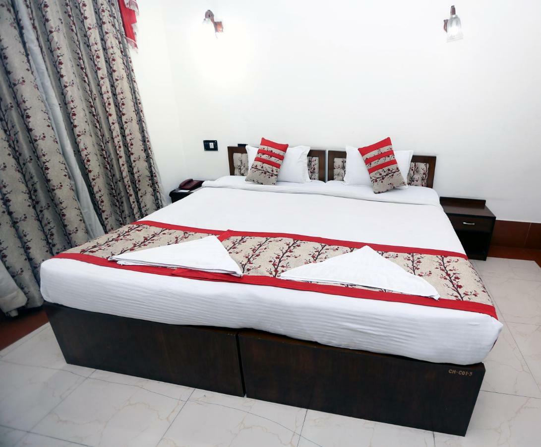Ymca Seacom Inn Calcutta Exteriör bild